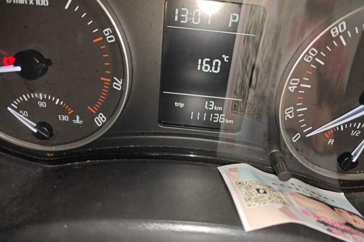 Used Skoda Octavia 2014 1.6L Automatic Yijun Edition Odometer Close Up