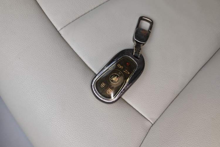 Used Buick GL8 2021 Land Cruiser Executive 652T Premium Model