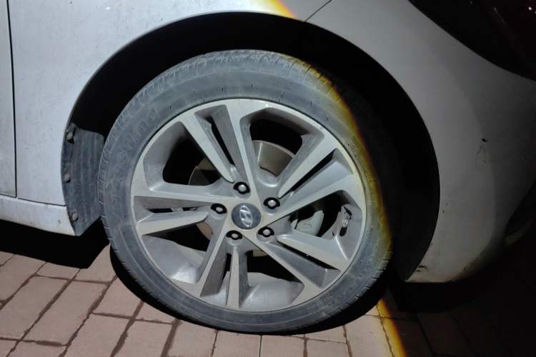 Used Hyundai Elantra (6th Generation / Lingdong) 2016 1.6L Automatic ZhiXuan – Elite Version