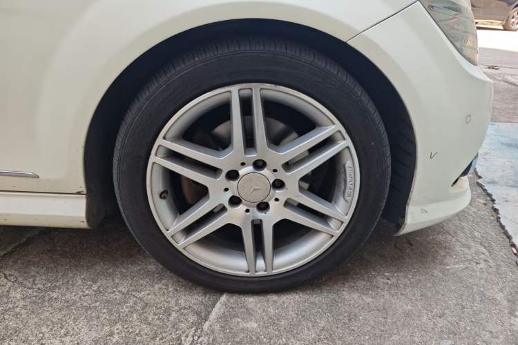 Used Mercedes-Benz C-Class 2010 C 300 Fashion Model