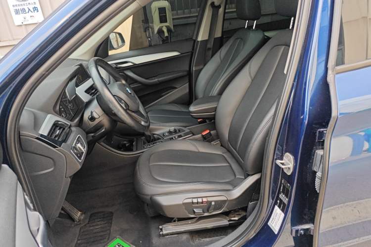 Used BMW X1 2016 sDrive18Li Fashion Model Left Front Seat