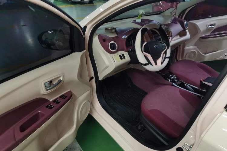 Used CHANGAN Benni E-Star 2021 National Edition Colorful Version Lithium Iron Phosphate (31.86 kWh)