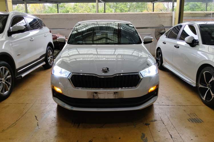 Used Skoda Rapid 2020 1.5L Automatic Standard Edition
