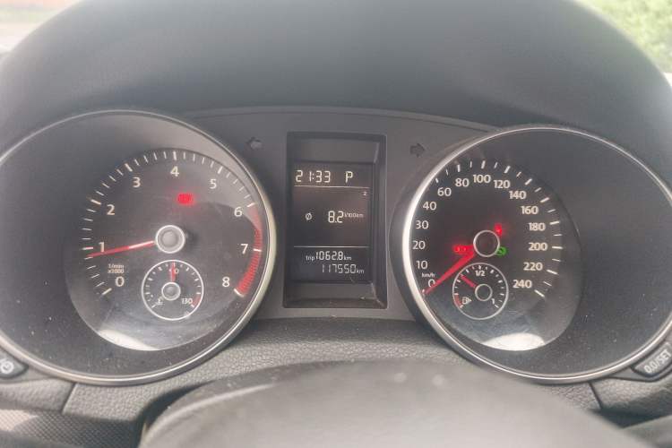 Used Volkswagen Golf 2012 1.6L Automatic Comfort Model Instrument Cluster