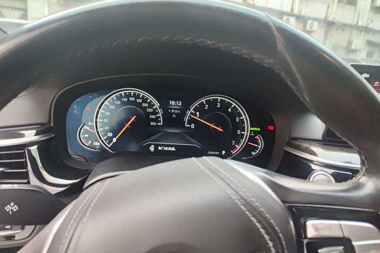 Used BMW 5 Series 2018 525Li M Sport Package
