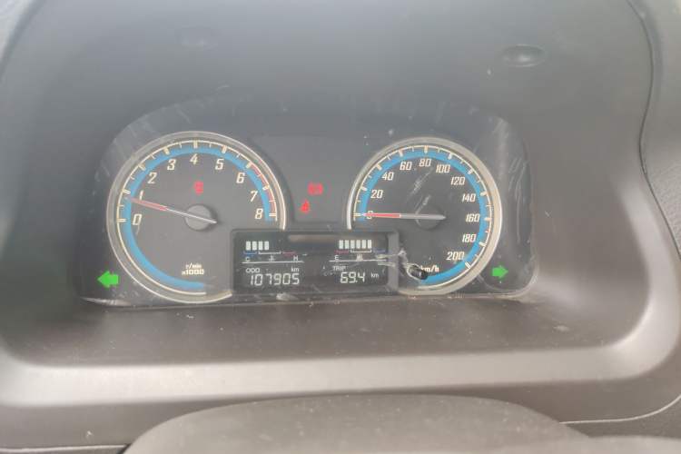 Used Baojun 730 2014 1.5L manual Comfort ESP version 7 seats Instrument Cluster