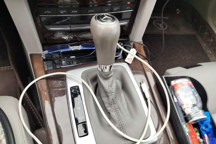 Used Mercedes-Benz E-Class 2011 E 200 L CGI Elegant Model