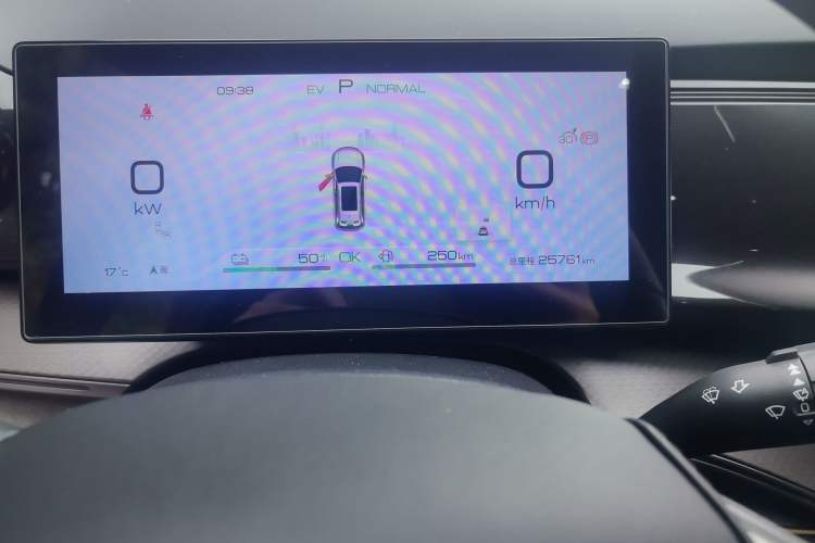 Used BYD Frigate 07 2023 DM-i 100KM Prestige Model Odometer Close Up