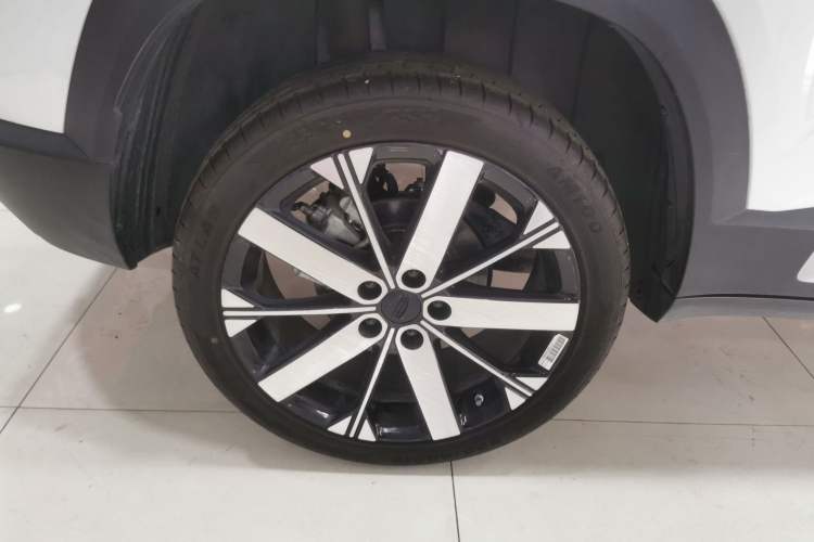 Used Geely Auto icon 2025 Linglong 1.5TD Ruyi Edition Right Rear Wheel Hub