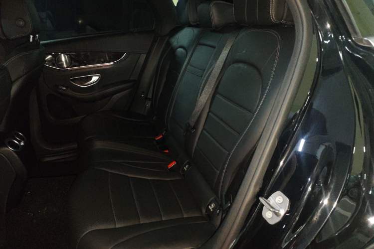 Used Mercedes-Benz GLC 2018 Facelift GLC 260 4MATIC Luxury Edition