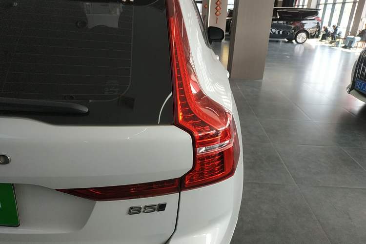 Used Volvo XC60 2022 B5 4x4 Smart & Advanced Sport Edition