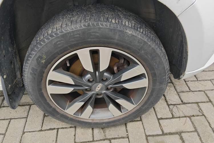 Used Chery Tiggo 3 2016 1.6L Manual ZhiShang Edition
