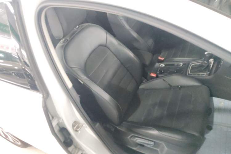 Used Volkswagen Golf 2020 Zhiai Edition 280TSI DSG Luxury Model
