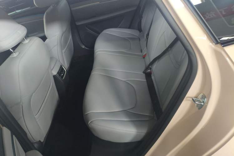 Used XPeng MONA M03 2024 620 with Ultra-Long Range Left Rear Seat
