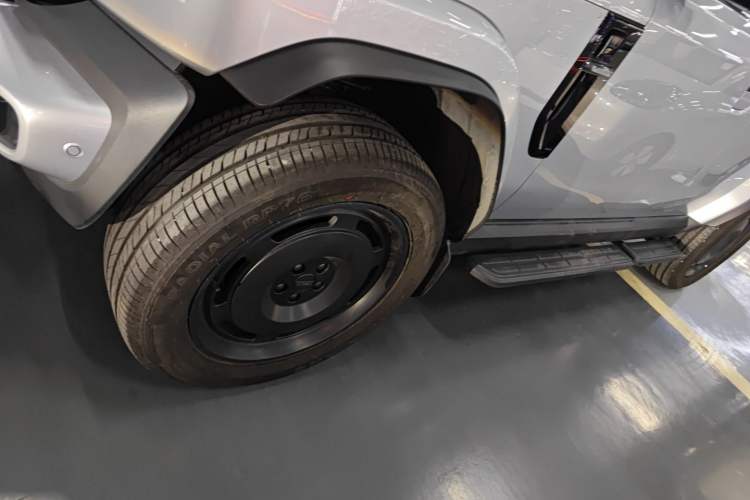 Used iCAR V23 2025 401 Two-Wheel Drive Intelligent Driving Version