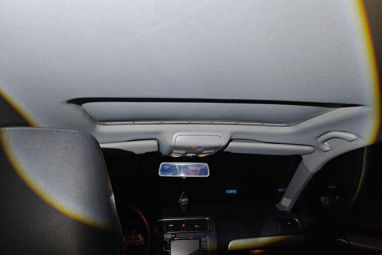 Used Volkswagen Sagitar 2012 1.4TSI Automatic Luxury Edition