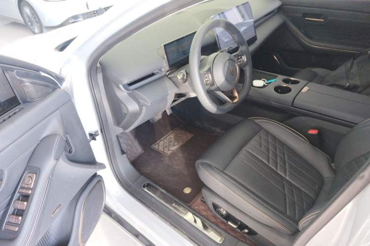 Used Baojun Enjoy 2025 All-Electric 600km Luxury Edition