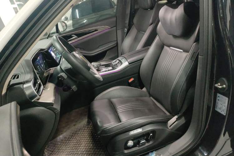 Used Hongqi H9 2020 2.0T Smart Connect Flagship Edition
