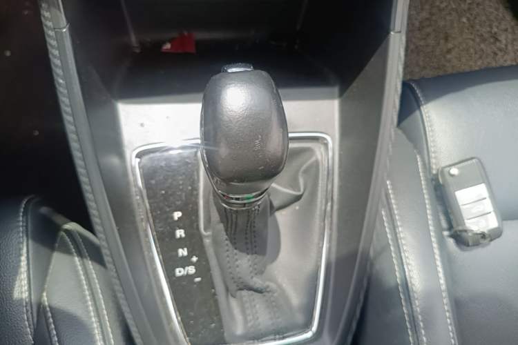 Used MG ZS 2017 1.5L Automatic Luxury Internet Edition
