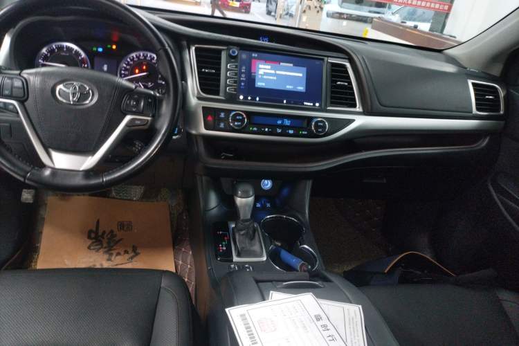 Used Toyota Highlander 2015 2.0T Four-Wheel Drive Luxury Edition 7-Seater