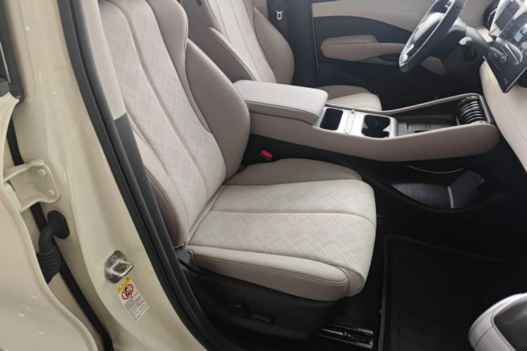 Used BYD Yuan PLUS 2025 Intelligent Driving Version 510 KM Beyond-Grade Edition