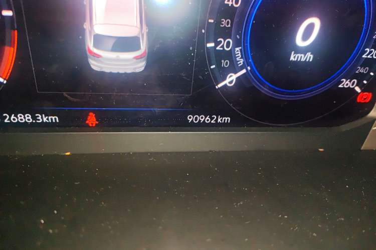 Used Volkswagen Tayron GTE Plug-in Hybrid 2020 1.4T Luxury Model Odometer Close Up