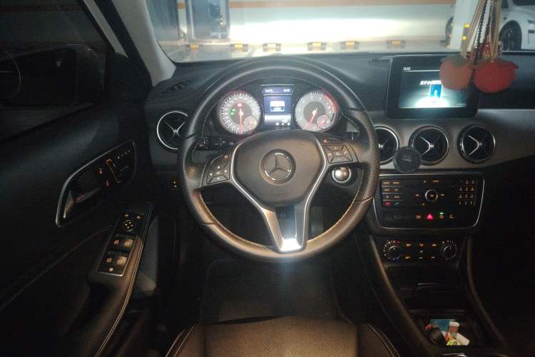 Used Mercedes-Benz GLA 2016 GLA 200 Fashion Model
