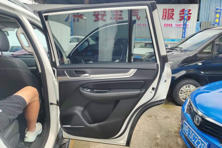 Used Roewe RX8 2019 30T Two-Wheel Drive Supreme Flagship Edition