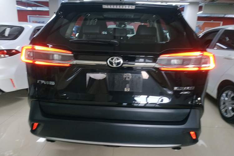 Used Toyota Wildlander 2023 2.0L CVT Four-Wheel Drive Luxury PLUS Edition
