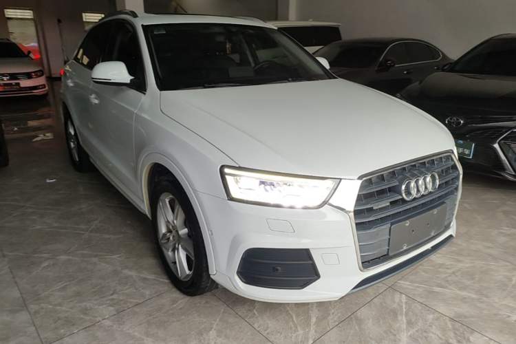 Used Audi Q3 2017 35 TFSI quattro all-wheel drive fashion model Front Right 45 Deg