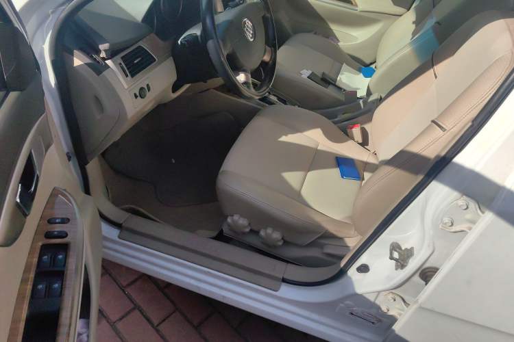 Used Buick Excelle 2015 1.5L Automatic Classic Model Driver Seat