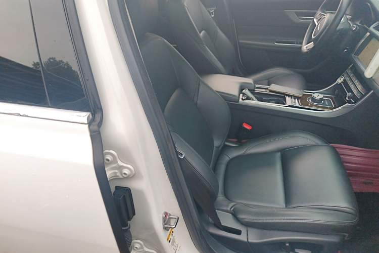 Used Jaguar XFL 2019 XFL 2.0T 200 PS Two-Wheel-Drive Elite Edition