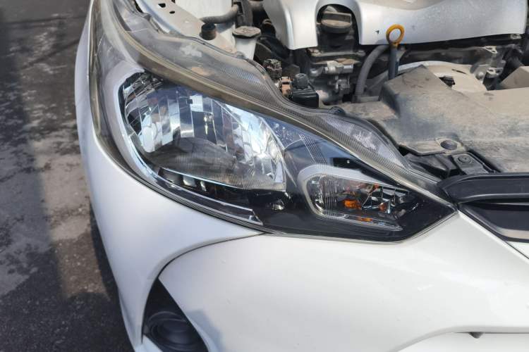 Used Toyota YARiS L Zhi Xiang 2019 1.5E CVT Dynamic Edition China VI compliant Right Front Headlight