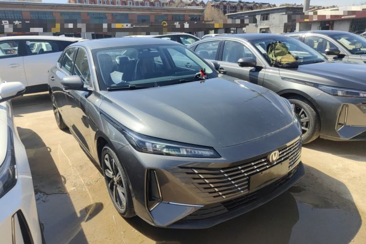 Used CHANGAN Eado 2025 Blue Whale 1.5T 500Bar Prestige Model
