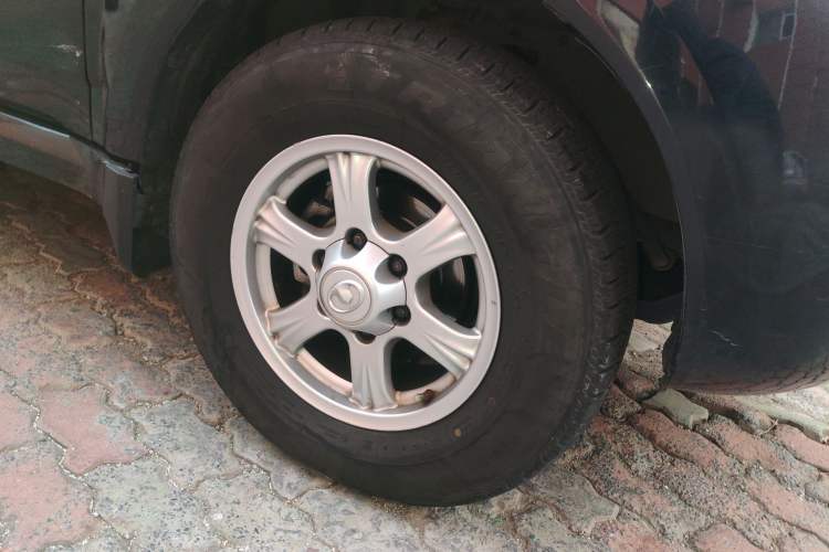 Used Haval H5 Classic 2013 Zhizun Edition 2.0L Manual Two-Wheel Drive Entry-Level Model