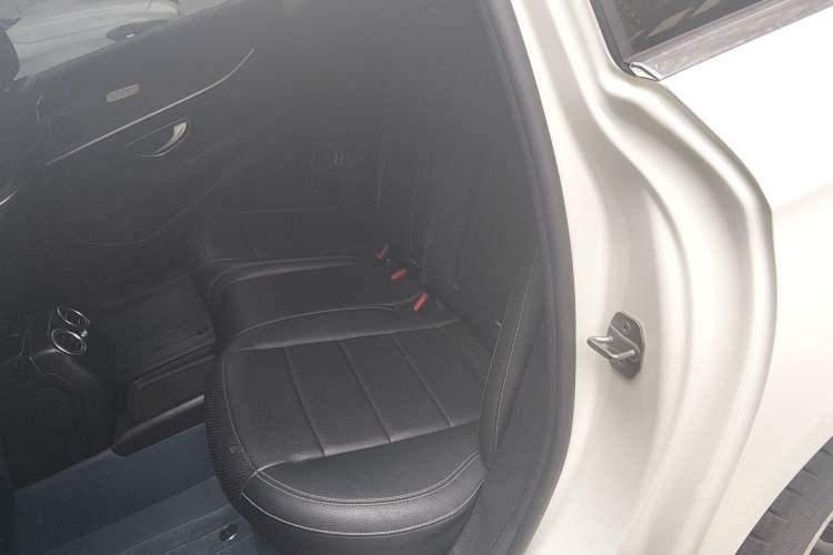 Used Mercedes-Benz E-Class 2017 E 200 L Sport 4MATIC Left Rear Seat