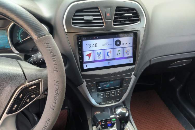 Used GAC Trumpchi GS5 2014 1.8T Automatic Two-Wheel Drive Supreme Edition Audio And AC Panel