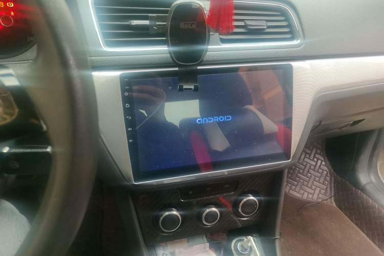 Used Volkswagen Lavida 2017 1.6L Manual Fashion Edition
