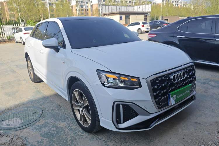Used Audi Q2L 2022 35 TFSI Fashion Dynamic Model Front Right 45 Deg