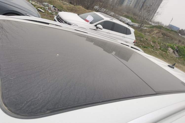 Used Volkswagen Tiguan L 2023 380TSI Automatic All-Wheel Drive R-Line Enhanced 7-Seater Roof