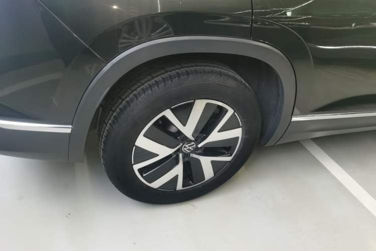 Used Volkswagen Tayron 2023 330TSI Two-Wheel-Drive Luxury Plus Advanced Version