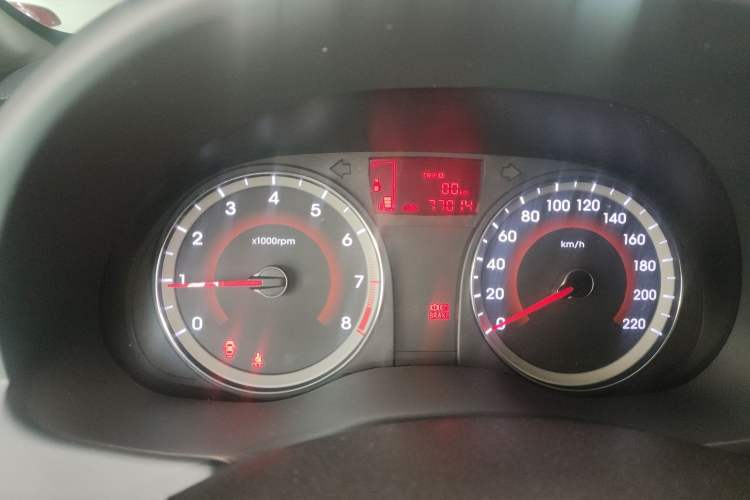 Used Hyundai Verna Ray 2014 1.4L Manual GLX
