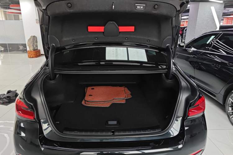 Used BMW 5 Series New Energy 2021 535Le M Sport Package
