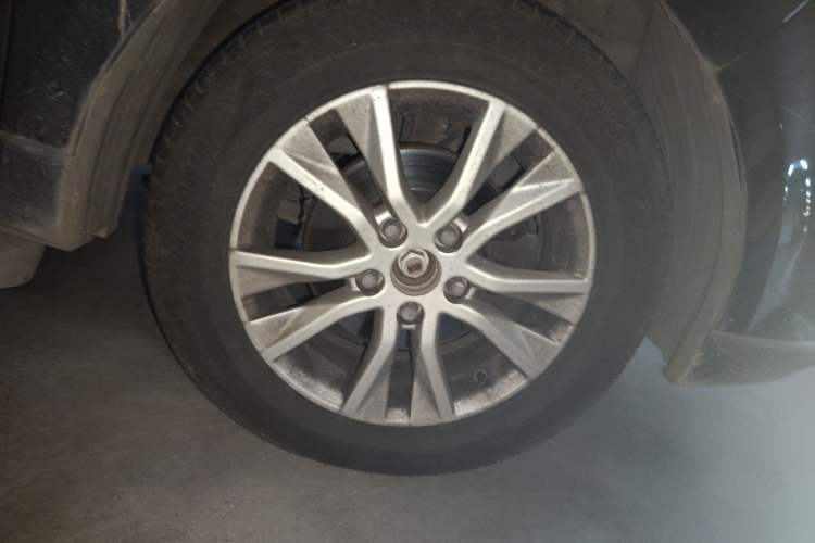 Used Baojun 730 2015 1.8L Manual Luxury Navigation ESP Version 7-seater