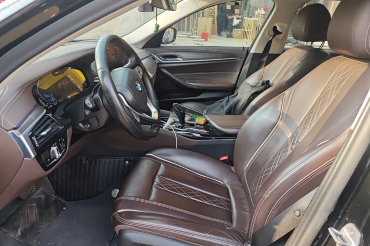 Used BMW 5 Series New Energy 2020 Mileage Upgrade Version 530Le Luxury Package Left Front Seat