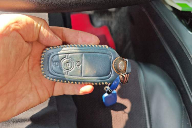 Used Ford Edge 2021 PLUS EcoBoost 245 Two-Wheel-Drive Elite 5-Seater
