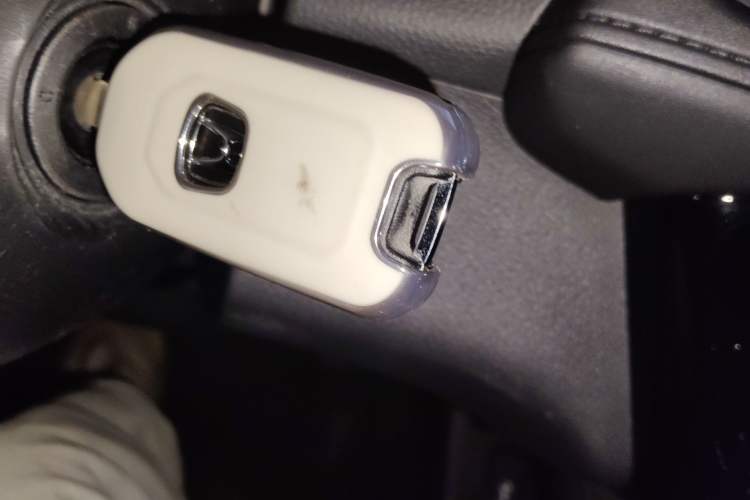 Used Honda Vezel 2020 1.5L CVT Pioneer Edition