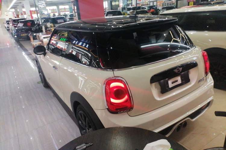 Used MINI MINI 2014 2.0T COOPER S Excitement