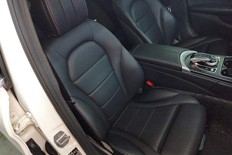 Used Mercedes-Benz C-Class 2018 C 200 L Sport Edition Right Front Seat