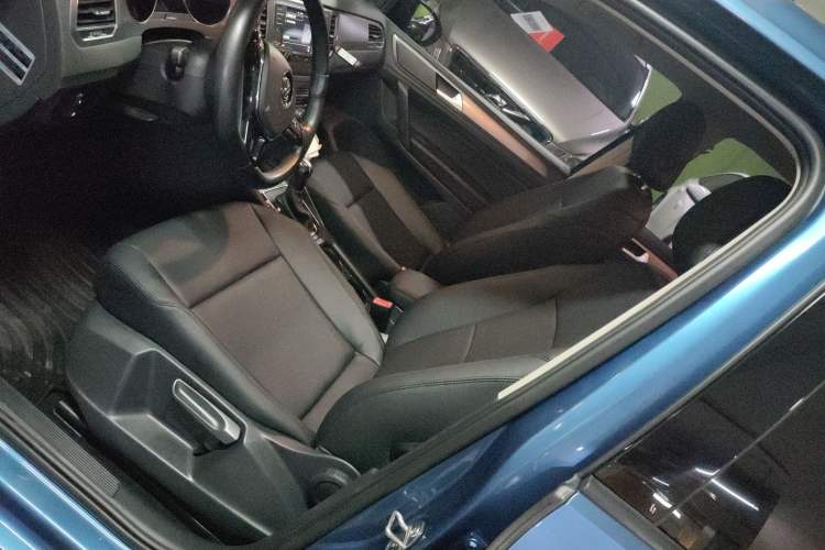 Used Volkswagen Golf Sportsvan 2016 1.6L Automatic Comfort Model